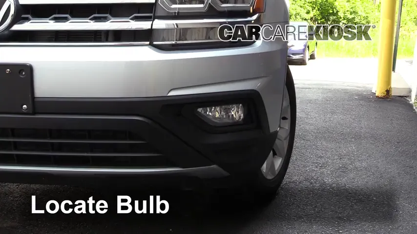 2018 Volkswagen Atlas SE 3.6L V6 Lights Fog Light (replace bulb)